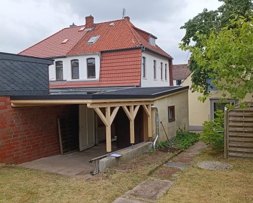 Überdachter Unterstand