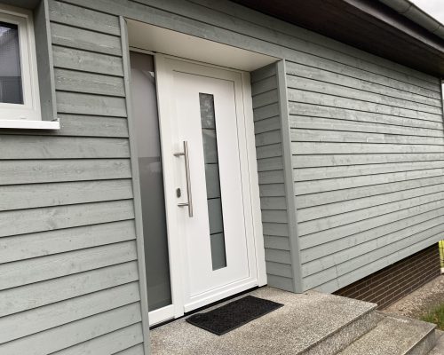 Eingangstür Holzhaus